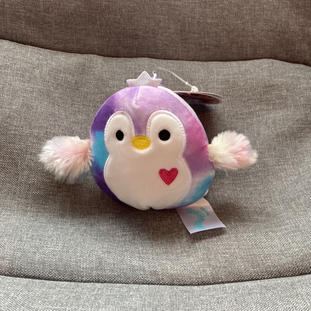 Squishmallow Tamara the penguin valentine day clip